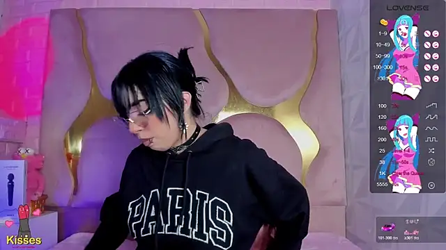 Czat XXX na żywo – NaniiSisy