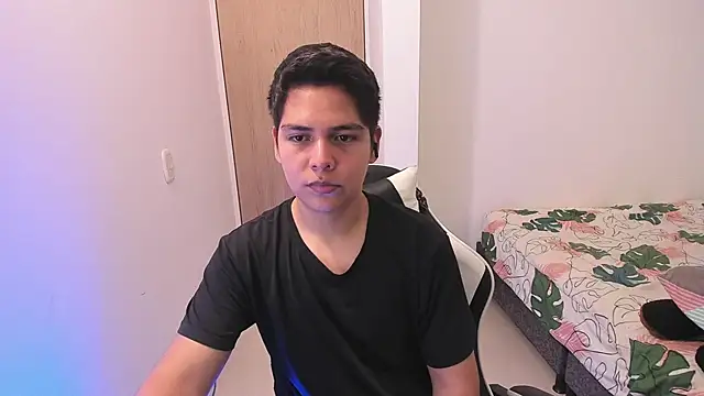 Asta_YunoXXX webkamerás műsora