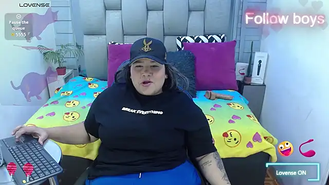 XXX chat uživo modela evelin_zaens