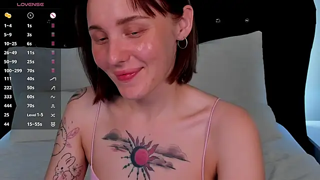 LianaFord's Live XXX Chat