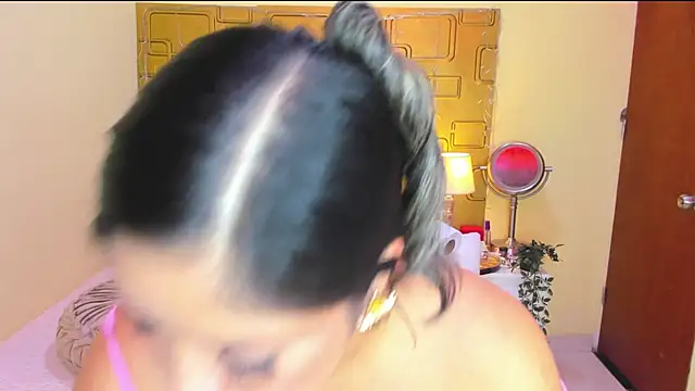 Julia_Haye – Live XXX-chat