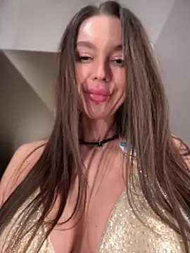 Show modela Emma_Catt na web-kameri