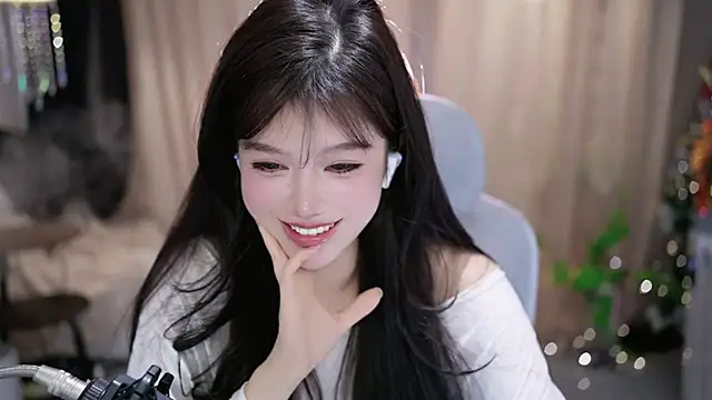 Cecily Chat XXX live