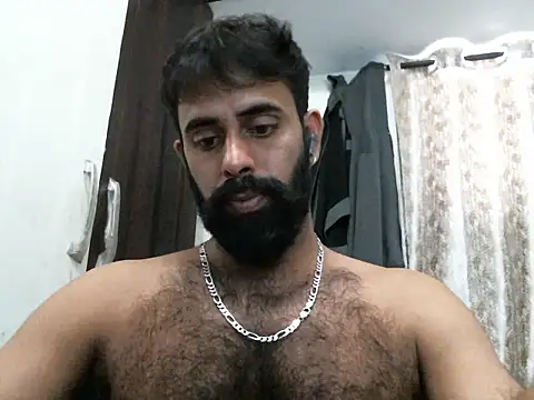 indianhairybull Adlı Modelin Canlı XXX Sohbeti