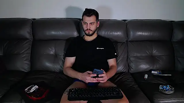 CrazyDom1 라이브 XXX 채팅