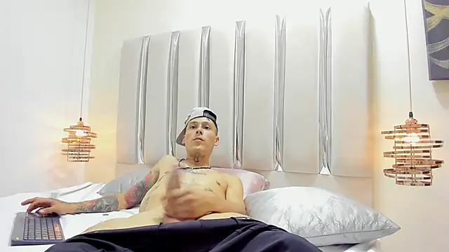 Вебкам-шоу Ethan_Wolfe