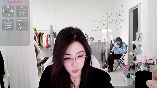 Czat XXX na żywo – yangyang-777