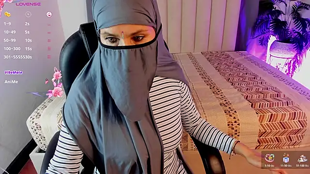 Chat XXX en directo de Latifa_ali