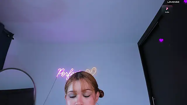 Chat XXX Live daniela_hornny