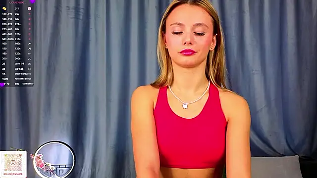 NaughtySeraphine 라이브 XXX 채팅