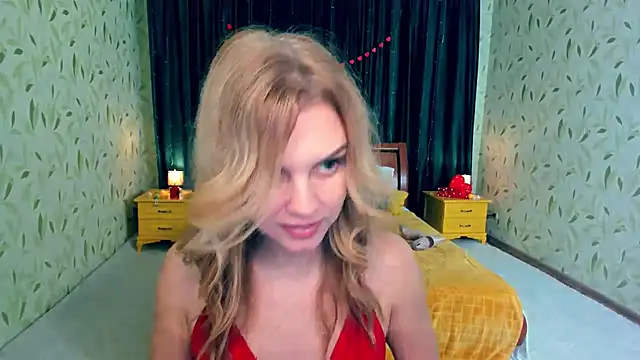 Chat +18 de LunaFlinn ao vivo