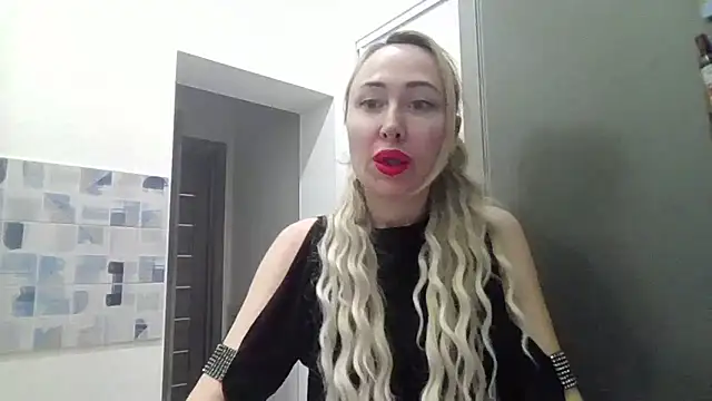 Вебкам-шоу NanaGold2992