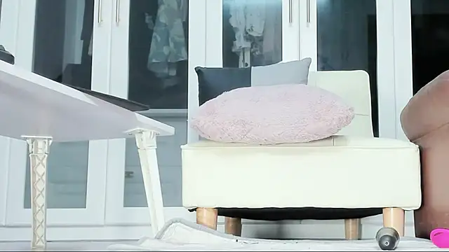 _abii_ élő XXX-chatje