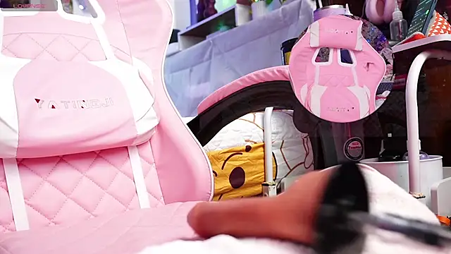 25sweetlilbunny Chat XXX in diretta