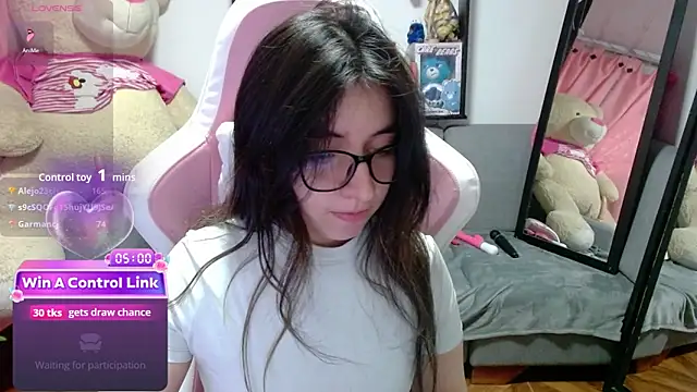 Pokazy przed kamerką – Maggie_Fox3