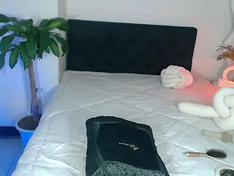 annaplays élő XXX-chatje