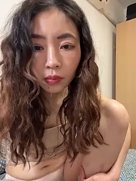 mimi_181 在線直播表演