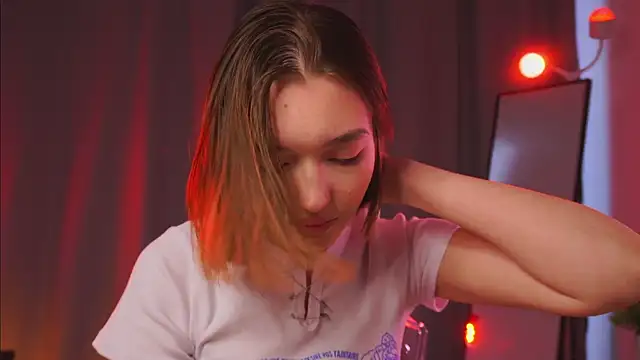 Leyla_crsh Chat XXX in diretta