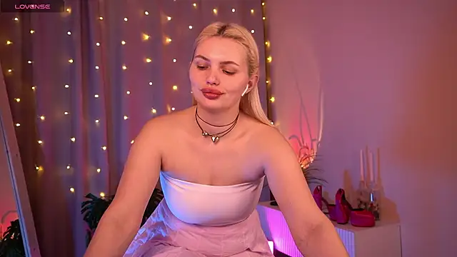 AmeliaWeells Chat XXX in diretta