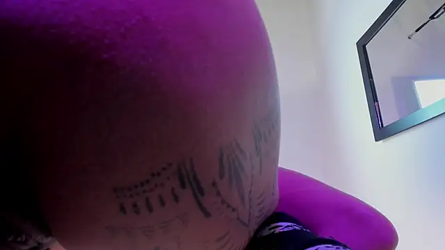 Chat +18 de selene_red_ ao vivo