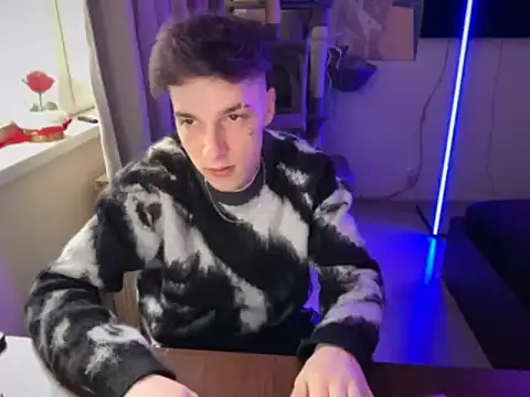 davesinner Adlı Modelin Canlı XXX Sohbeti