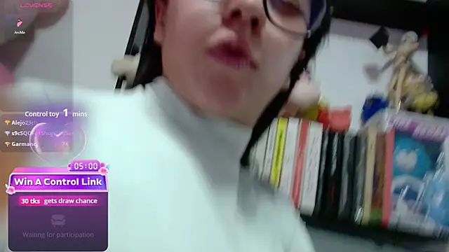 Maggie_Fox3: онлайн-секс-чат