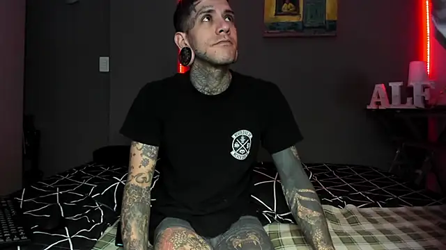 Show modela cleoo_jhonny na web-kameri