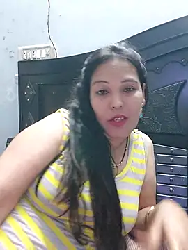 Poojabhabi101 Live XXX Chat