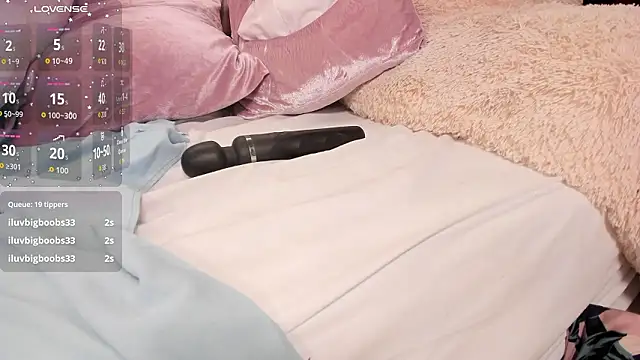 Chat +18 de miaa_quinn ao vivo