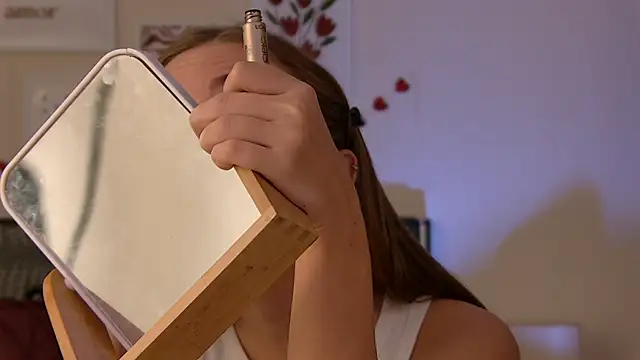 VirginieCruz Chat XXX live