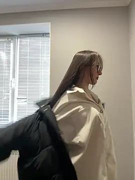 Pokazy przed kamerką – FlexboxDoll