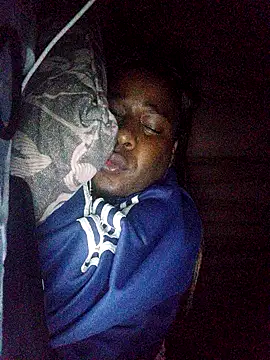 Show modela Hellentrans24 na web-kameri