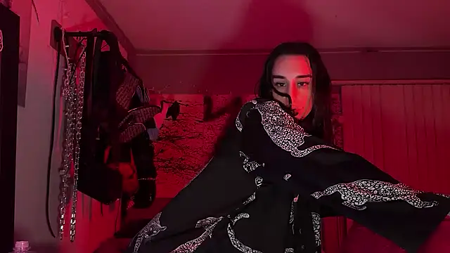 xoFrankie Chat XXX in diretta