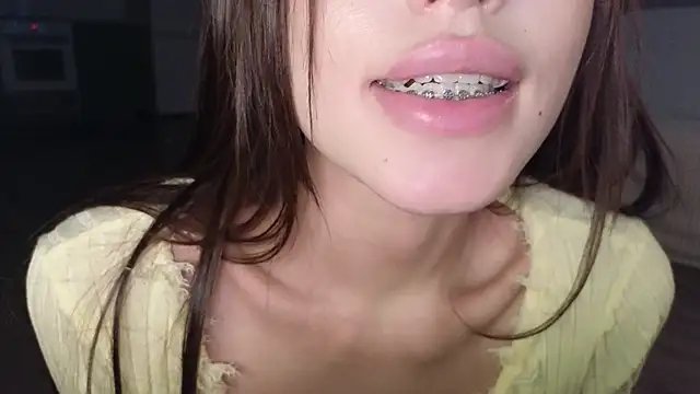 Czat XXX na żywo – Ella_lee15