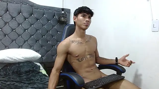 XXX chat uživo modela luka_big18