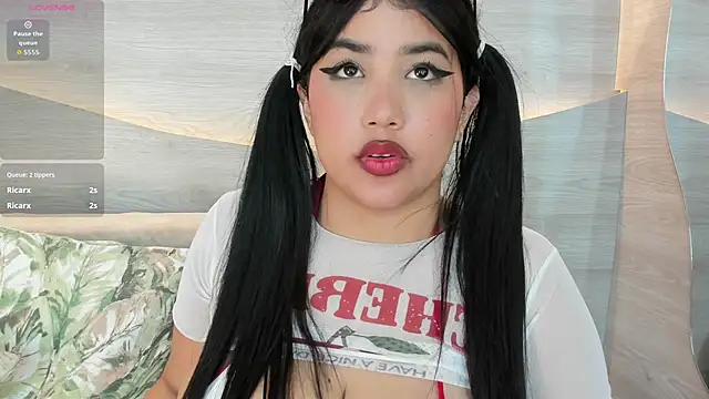 Lana_Lann 网络视讯表演