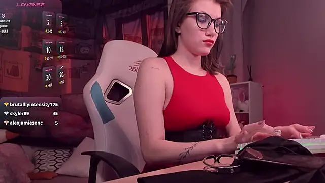 Онлайн чат XXX CathyAdams