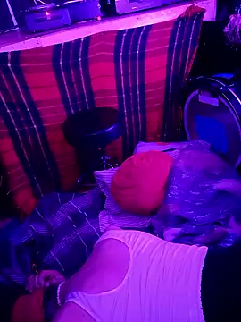 AllucyLu's Live XXX Chat