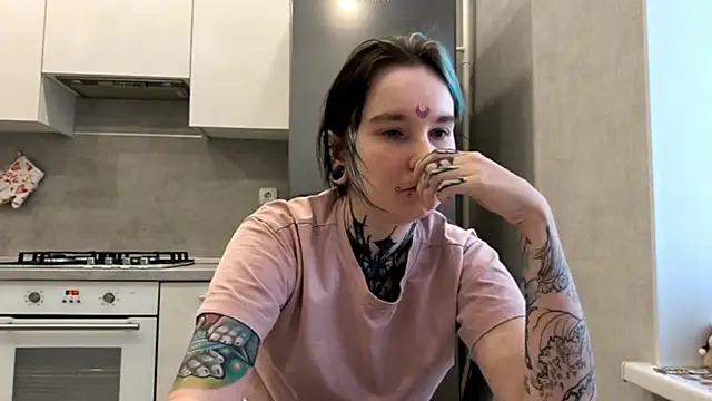 Živý XXX chat HighelikeGirl