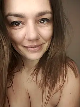 KrissSexiのライブXXXチャット