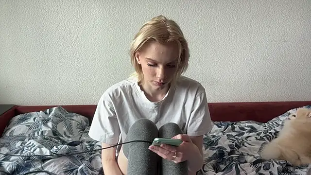 دردشة HirokoMassengills الجنسية المباشرة