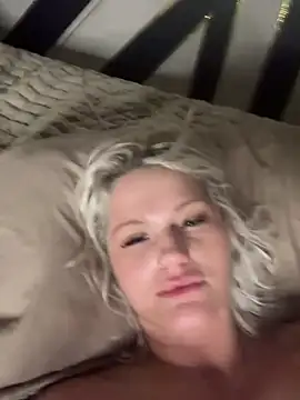 Peachybn Live XXX chat