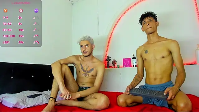 kaiborman00's Webcam Show