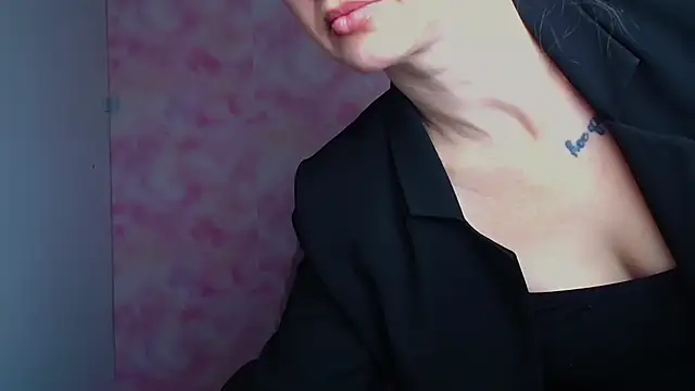 Madonna_Fire Chat XXX live