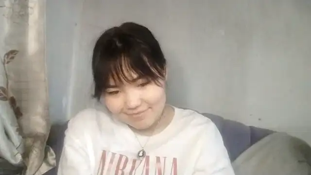 MollyAsian: απευθείας συνομιλία ΧΧΧ