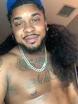 Show de nikolovetm na webcam