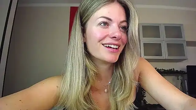 XXX chat uživo modela ladysabotage