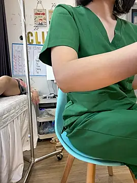 Clinic_Sexy élő XXX-chatje