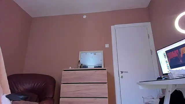 KaylaLaine live XXX chat