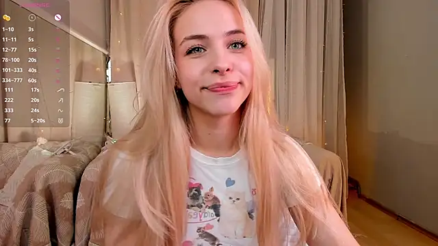 دردشة ShinyBarbie الجنسية المباشرة